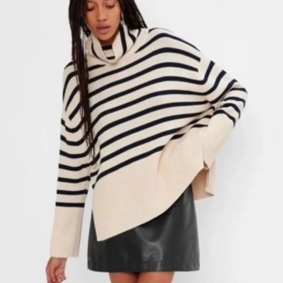 Gap Navy Blue Cream Horizontal Nautical Stripe Turtleneck Fisherman Sweater - Picture 3 of 16